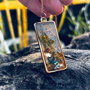 Oceanic Resin and seashell Charming Necklace